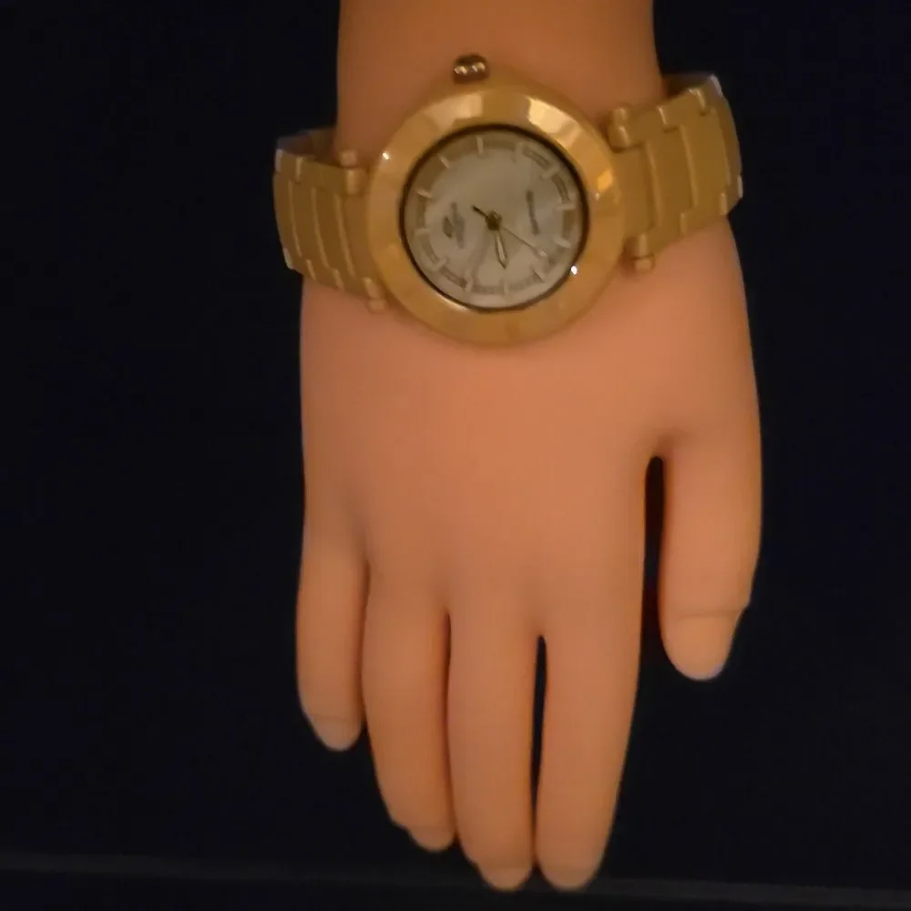 ONISS Ladies Beige Ceramic SAPPHIRE,MOTHER OF PEARL WATCH!